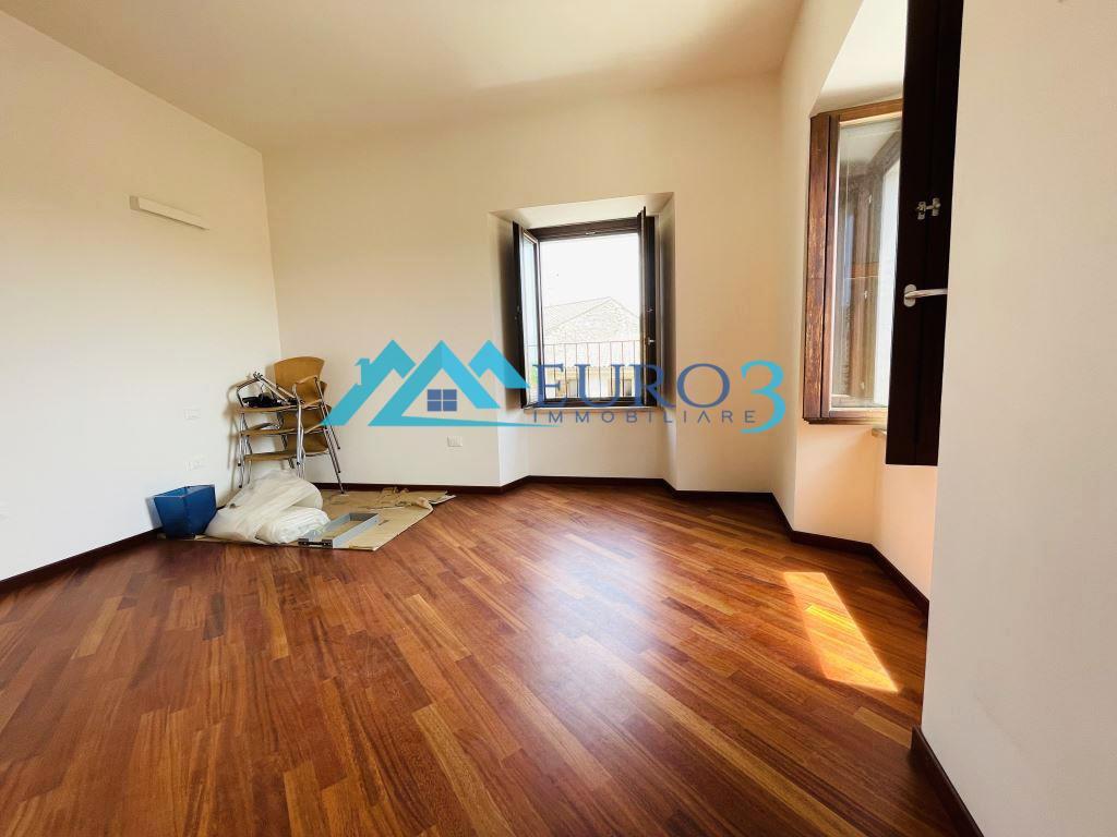 3700 APARTMENT SALE CORROPOLI6