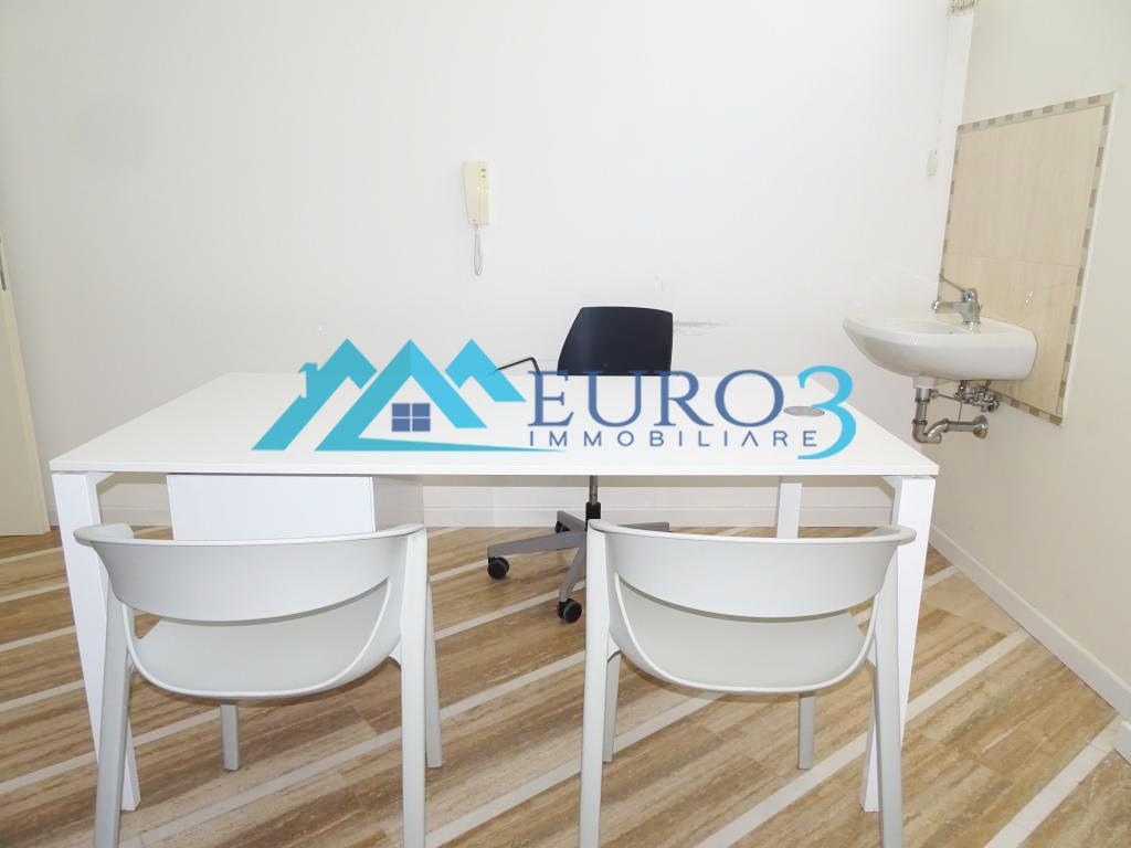 3722 COMMERCIAL PREMISES RENT ASCOLI PICENO5