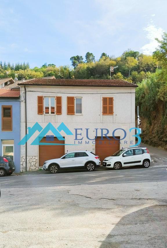 3734 - DETACHED HOUSE - SALE - € 140000 - FOLIGNANO COCCIA HOUSES