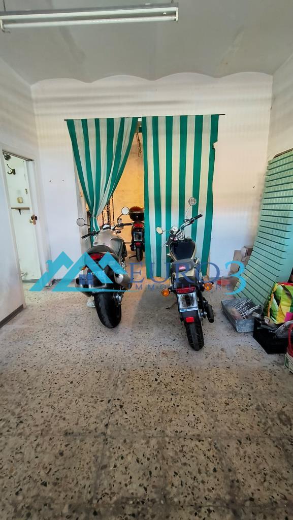 3734 DETACHED HOUSE SALE FOLIGNANO24