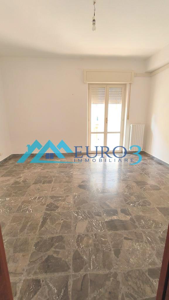 3736 APARTMENT SALE ROCCAFLUVIONE2