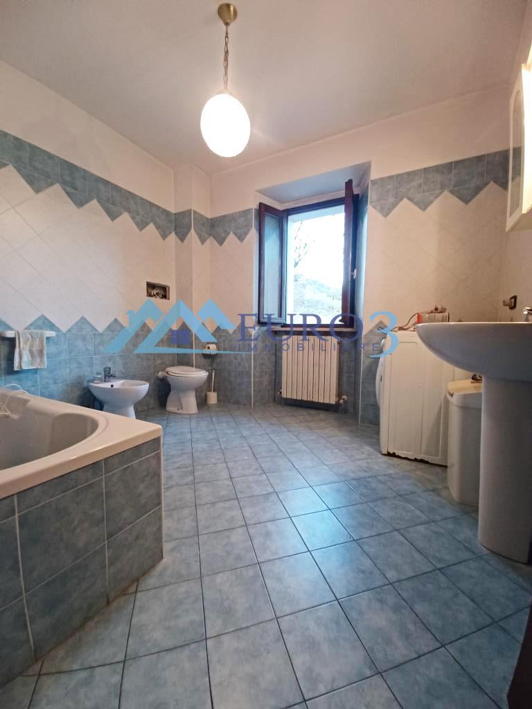3742 APARTMENT SALE ROCCAFLUVIONE5