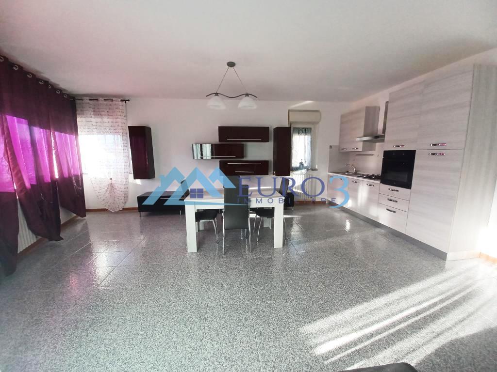 3745 APPARTAMENTO AFFITTO CASTEL DI LAMA3