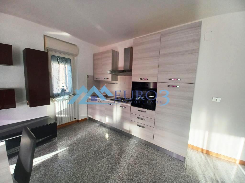 3745 APPARTAMENTO AFFITTO CASTEL DI LAMA4