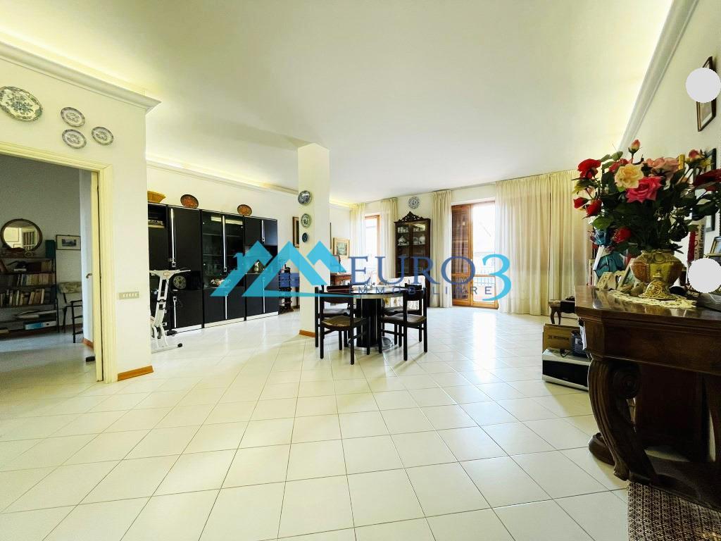 3765 APARTMENT SALE FERMO2