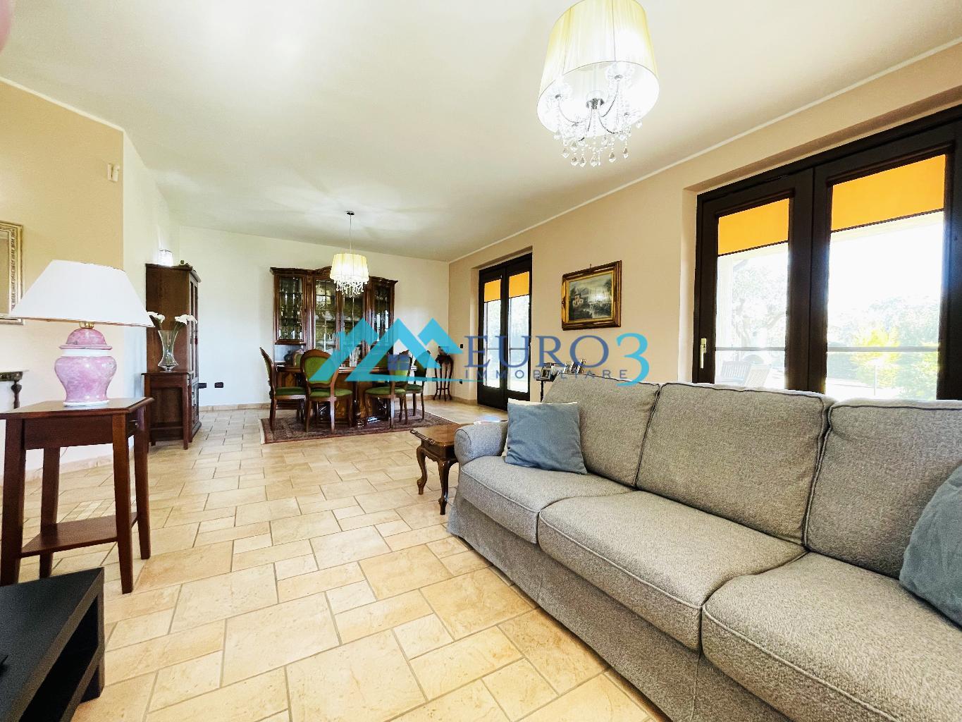 3796 VILLA SALE CORROPOLI6