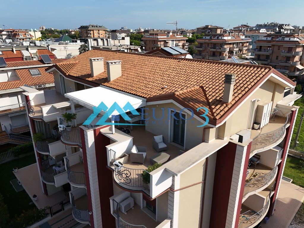 3810 ATTICO VENDITA SAN BENEDETTO DEL TRONTO1