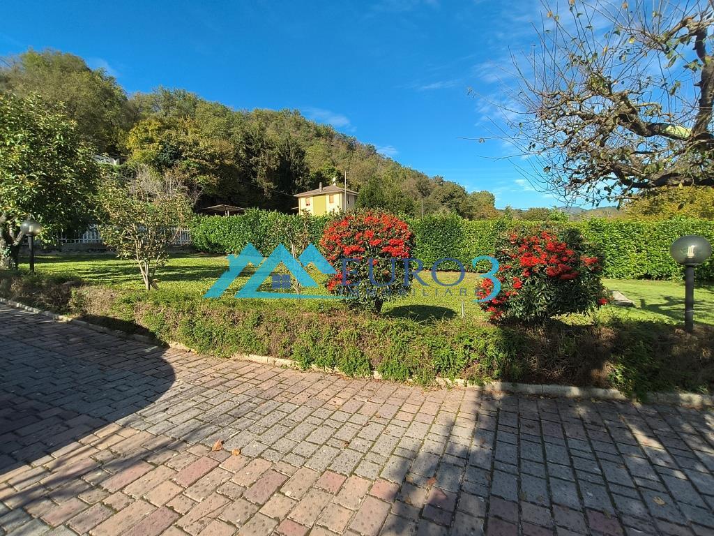 3822 DETACHED HOUSE SALE ROCCAFLUVIONE2