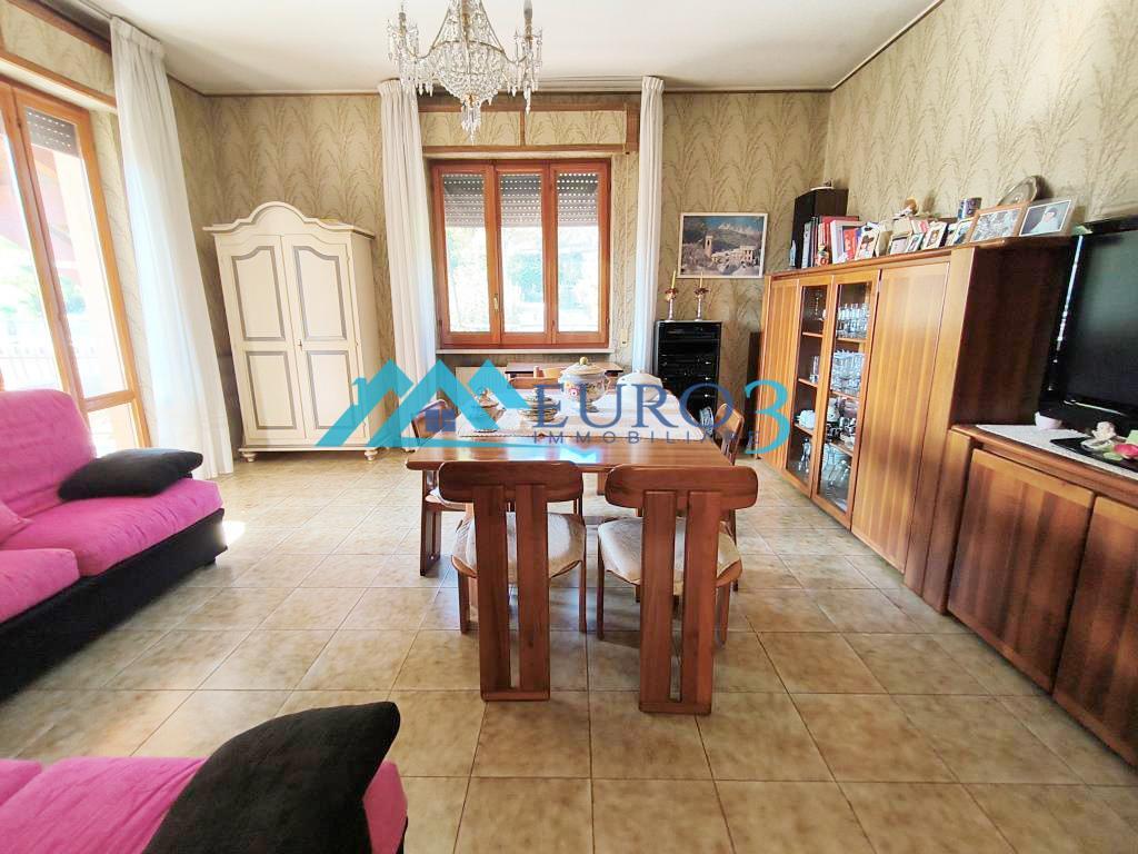 3822 DETACHED HOUSE SALE ROCCAFLUVIONE6