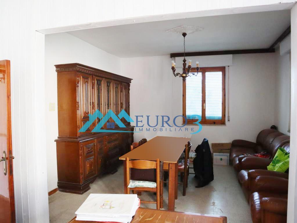 3830 DETACHED HOUSE SALE CARASSAI11