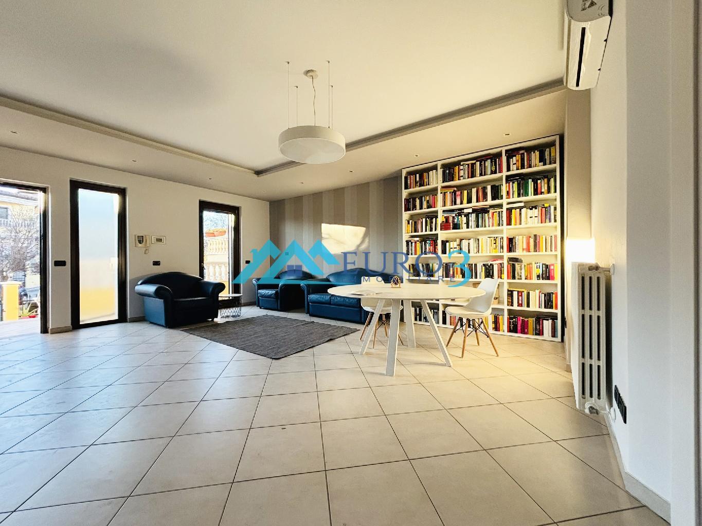 3832 APPARTAMENTO VENDITA NERETO2