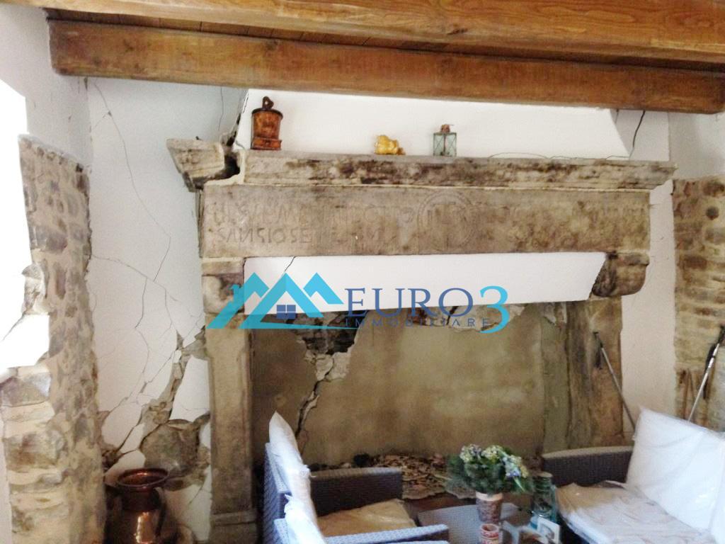 3838 DETACHED HOUSE SALE ARQUATA DEL TRONTO5