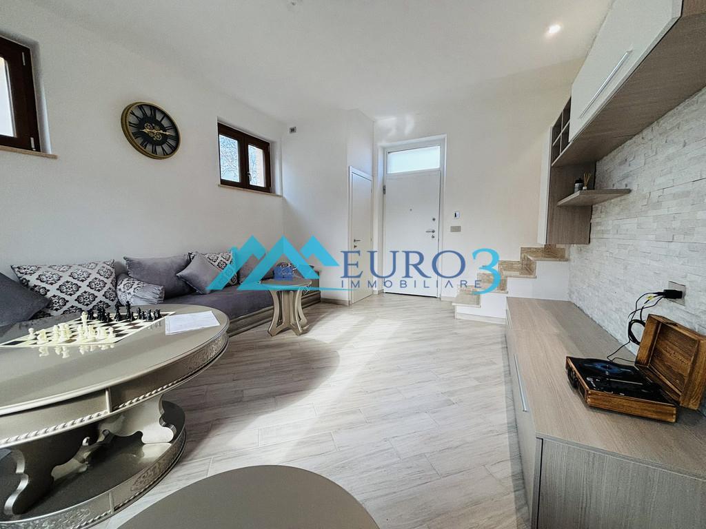 3839 VILLA SALE MONTEFIORE DELL'ASO3