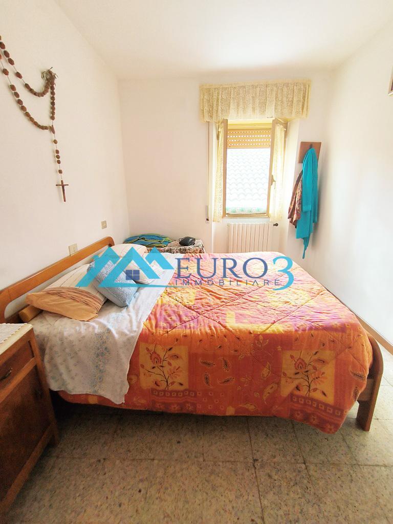 3850 DETACHED HOUSE SALE ROCCAFLUVIONE10
