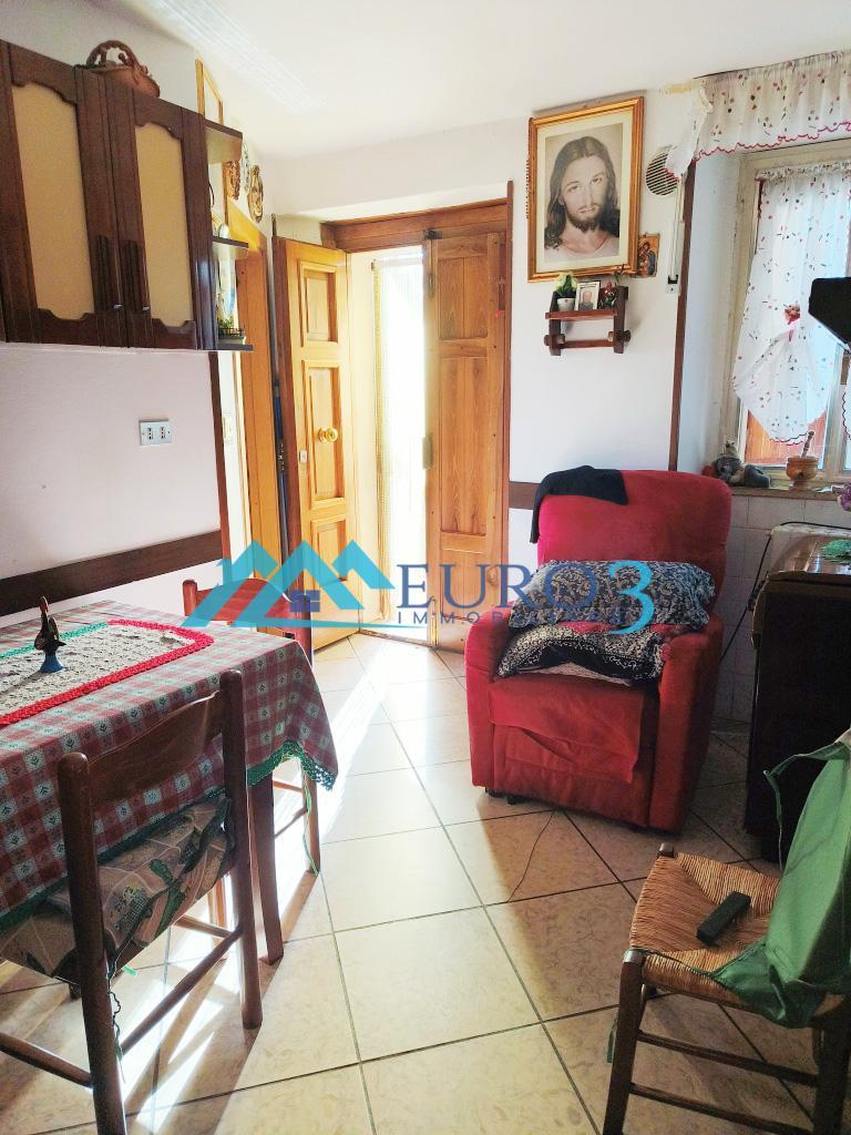 3850 DETACHED HOUSE SALE ROCCAFLUVIONE6