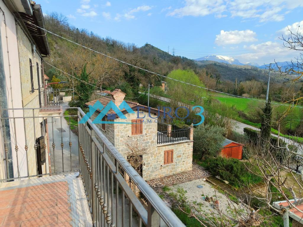 3850 DETACHED HOUSE SALE ROCCAFLUVIONE7