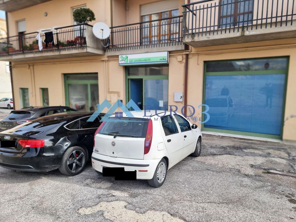 3851 COMMERCIAL PREMISES SALE MONTEFIORE DELL'ASO2