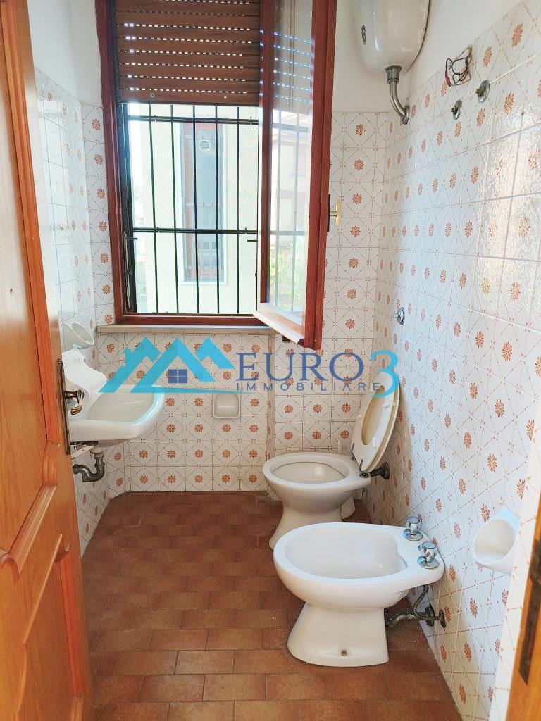 3854 LOCALE COMMERCIALE AFFITTO MALTIGNANO5