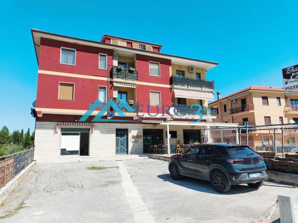 3854 - LOCALE COMMERCIALE - VENDITA - € 450 - MALTIGNANO CASELLE DI MALTIGNANO