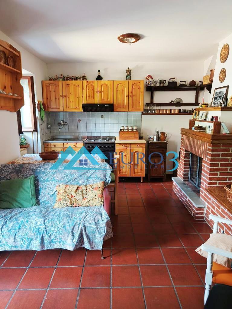 3857 DETACHED HOUSE SALE ACQUASANTA TERME11