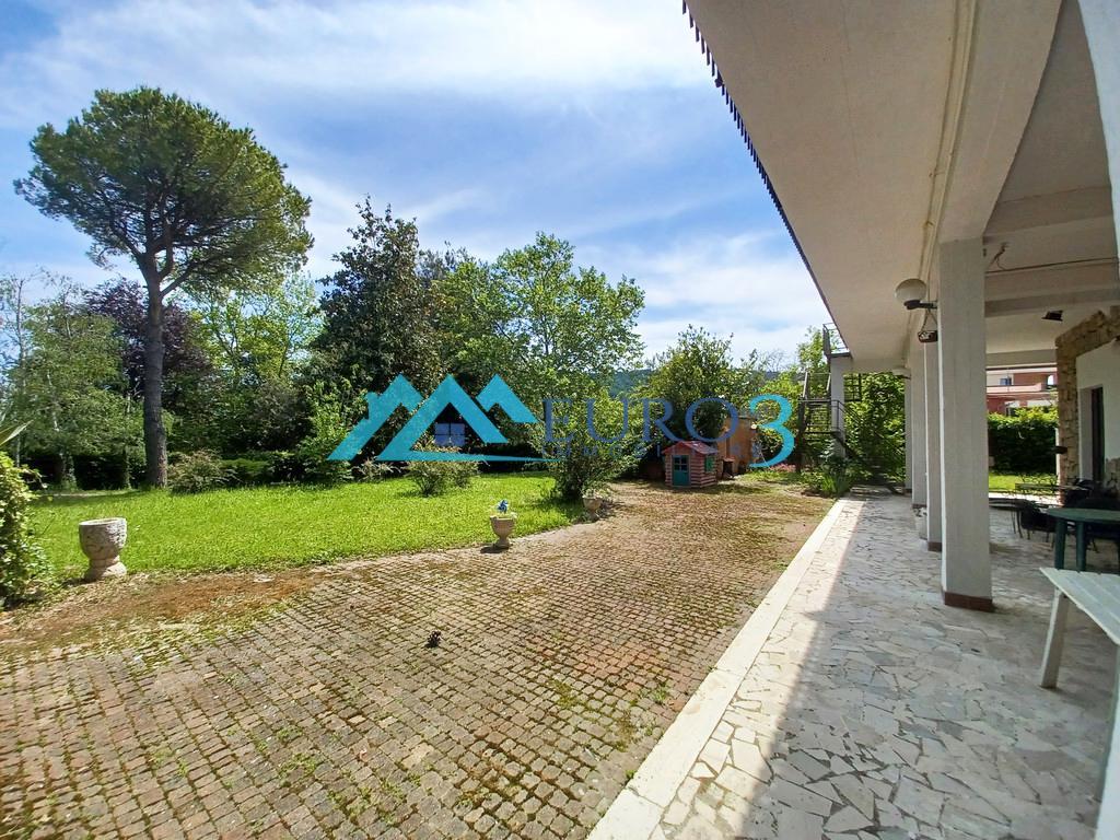 3869 VILLA SALE CIVITELLA DEL TRONTO4