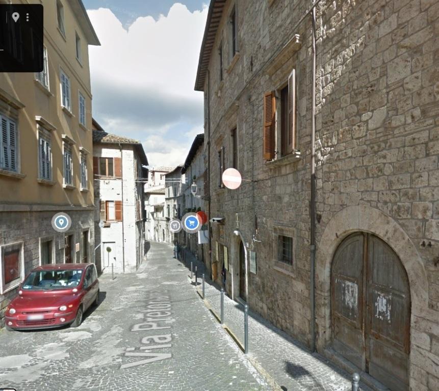 3871 - LOCALE COMMERCIALE - VENDITA - € 59000 - ASCOLI PICENO CENTRO