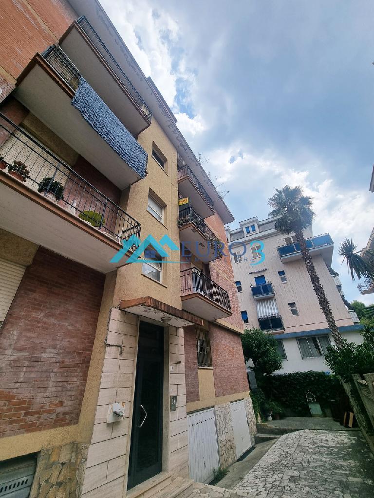 <span class='testorotoimmob'>3876 - APPARTAMENTO - VENDITA - SAN BENEDETTO DEL TRONTO</span>