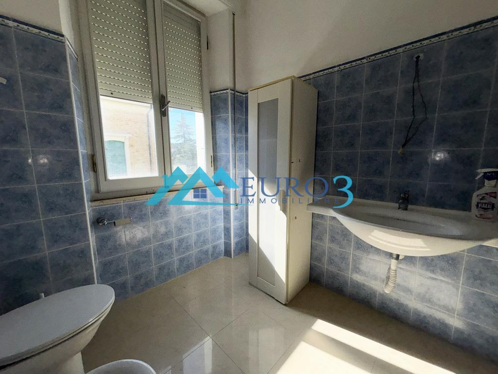 3886 CASA SINGOLA VENDITA MONSAMPOLO DEL TRONTO10