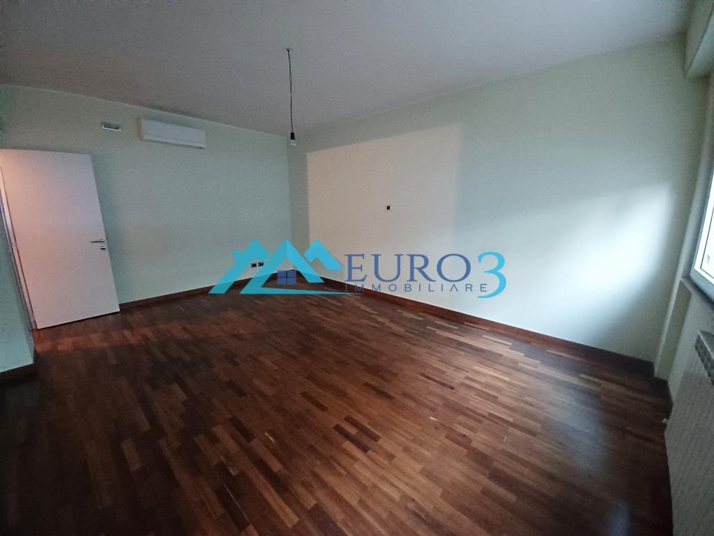 3897 APARTMENT SALE FOLIGNANO8