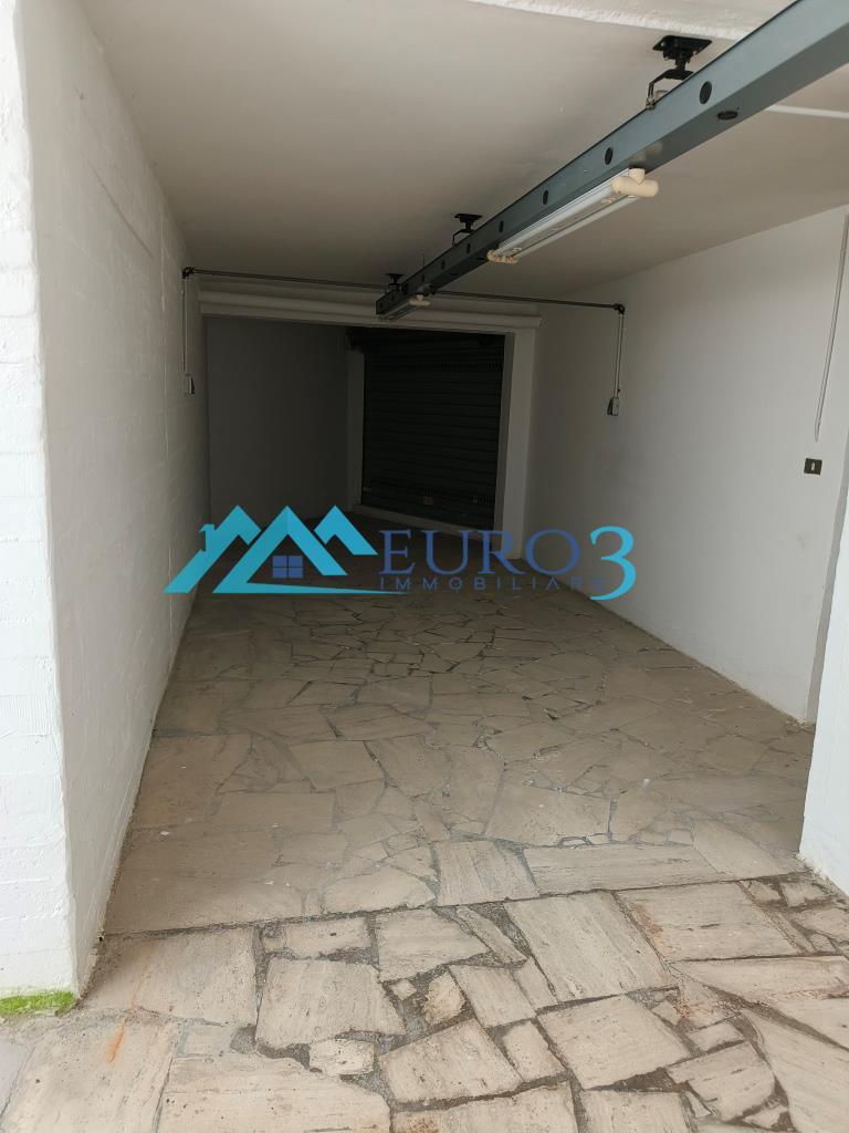 3901 GARAGE VENDITA ASCOLI PICENO4
