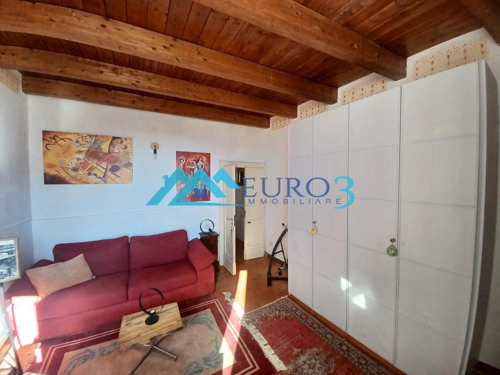 3907 CASA CIELO-TERRA VENDITA OFFIDA12