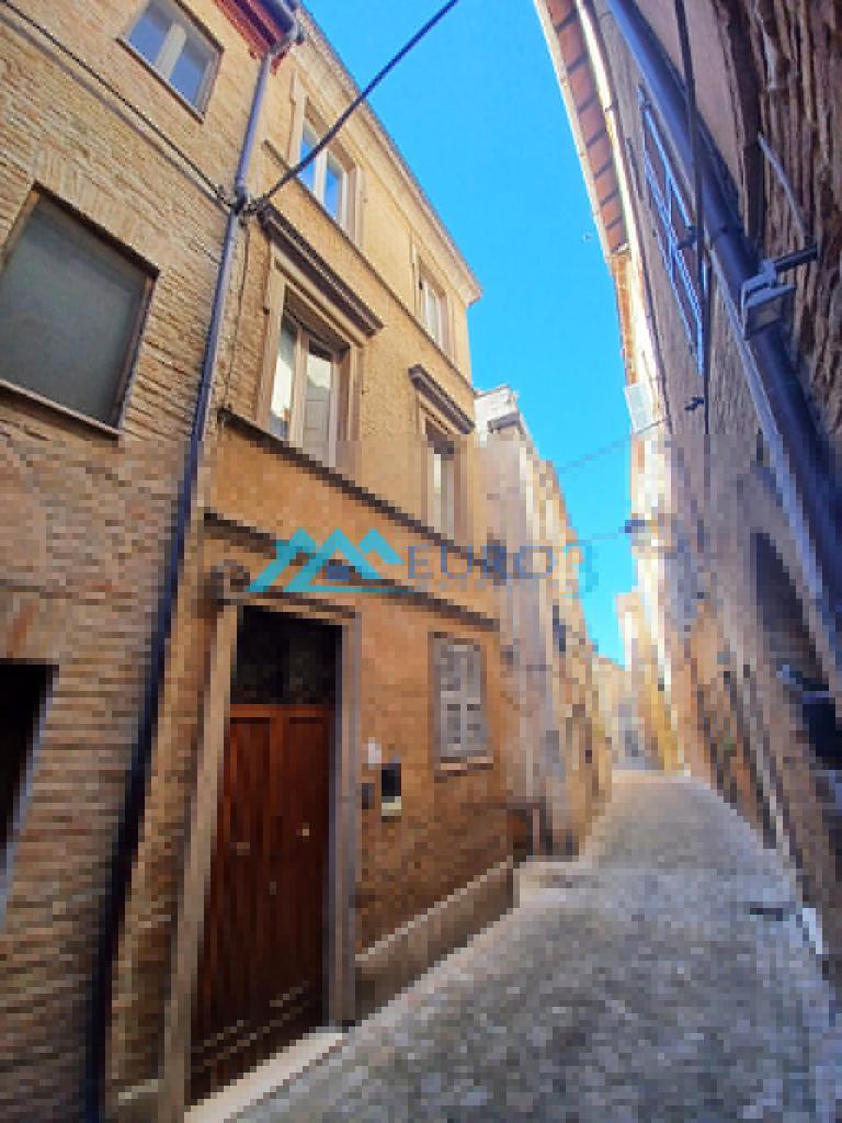 3907 CASA CIELO-TERRA VENDITA OFFIDA2