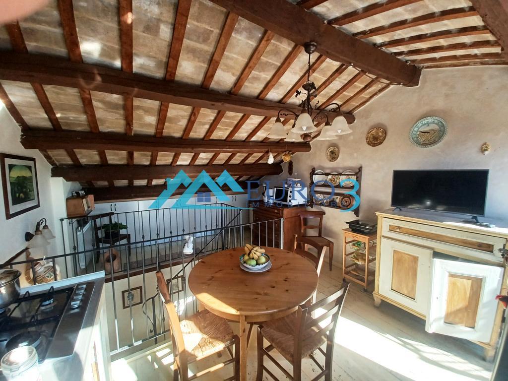 3907 CASA CIELO-TERRA VENDITA OFFIDA5