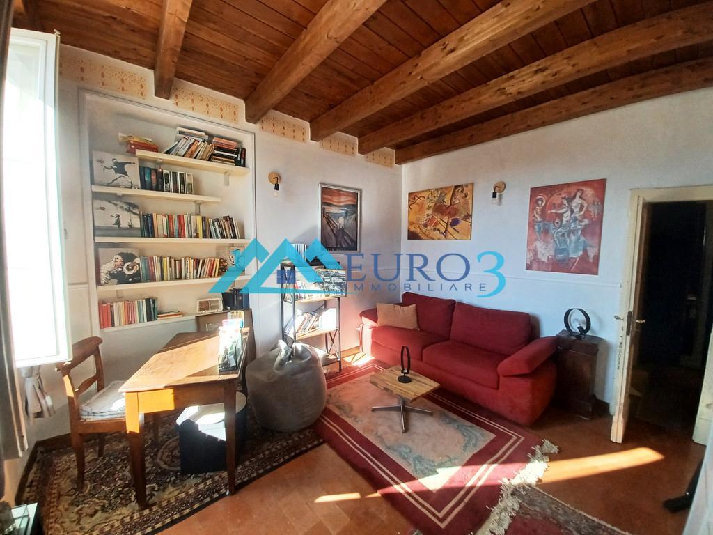 3907 CASA CIELO-TERRA VENDITA OFFIDA7