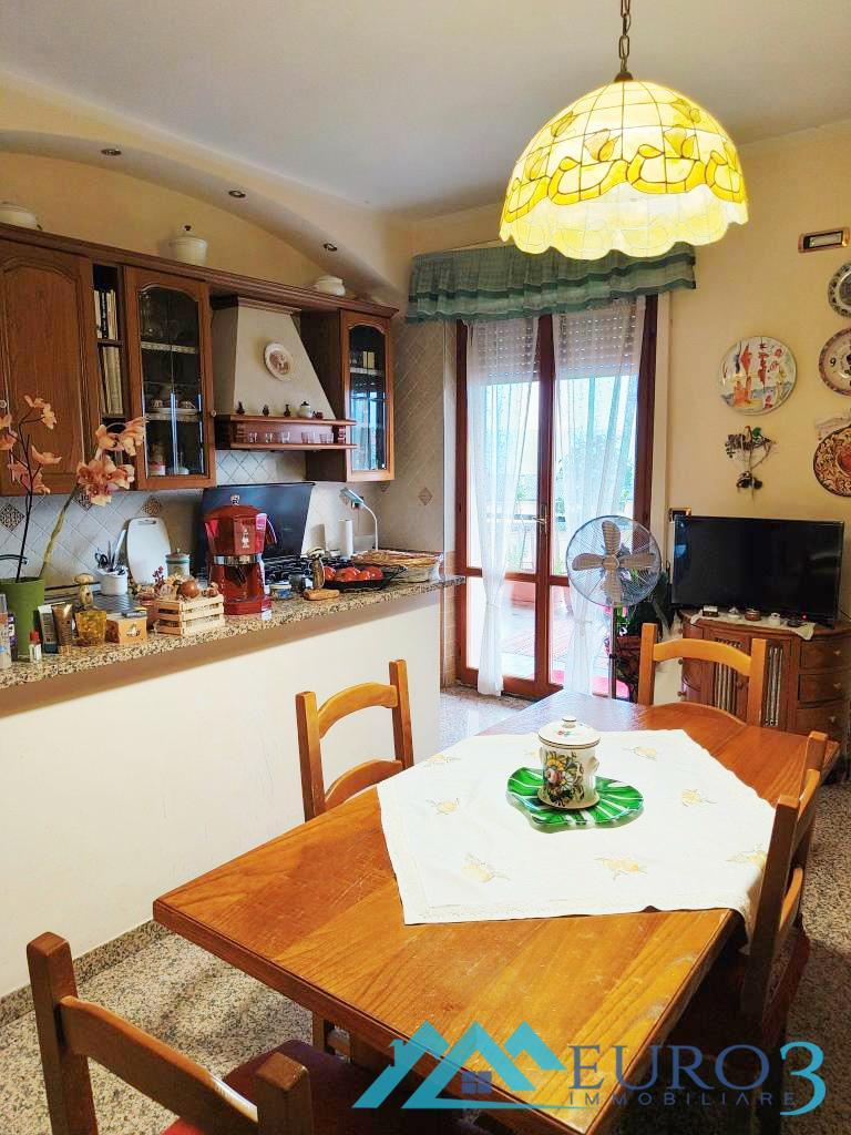 3923 ATTICO VENDITA CASTEL DI LAMA3