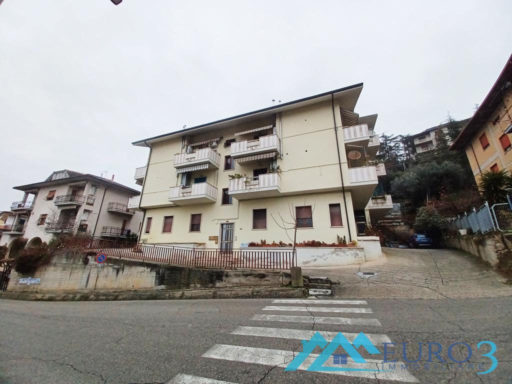 3929 - APARTMENT - SALE - € 150000 - CASTORANO