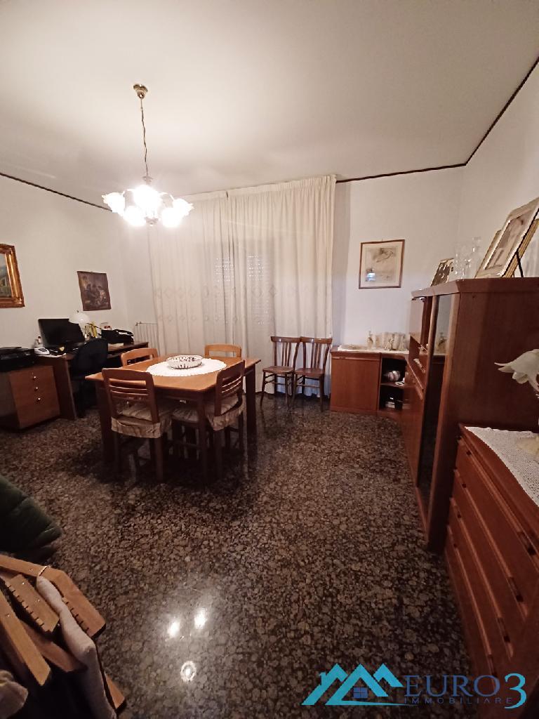 3929 APARTMENT SALE CASTORANO3
