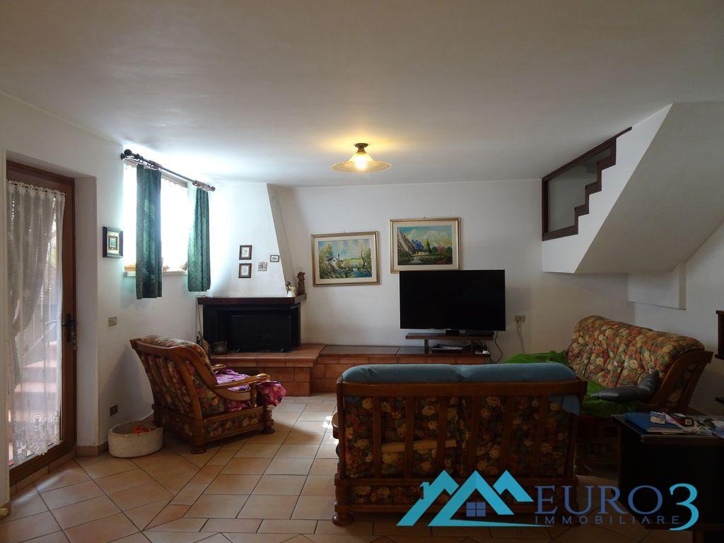 3948 VILLA A SCHIERA VENDITA ASCOLI PICENO13