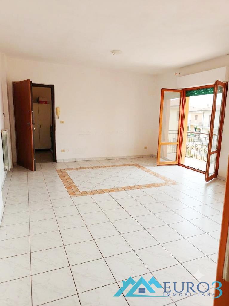 3951 APPARTAMENTO VENDITA MALTIGNANO1