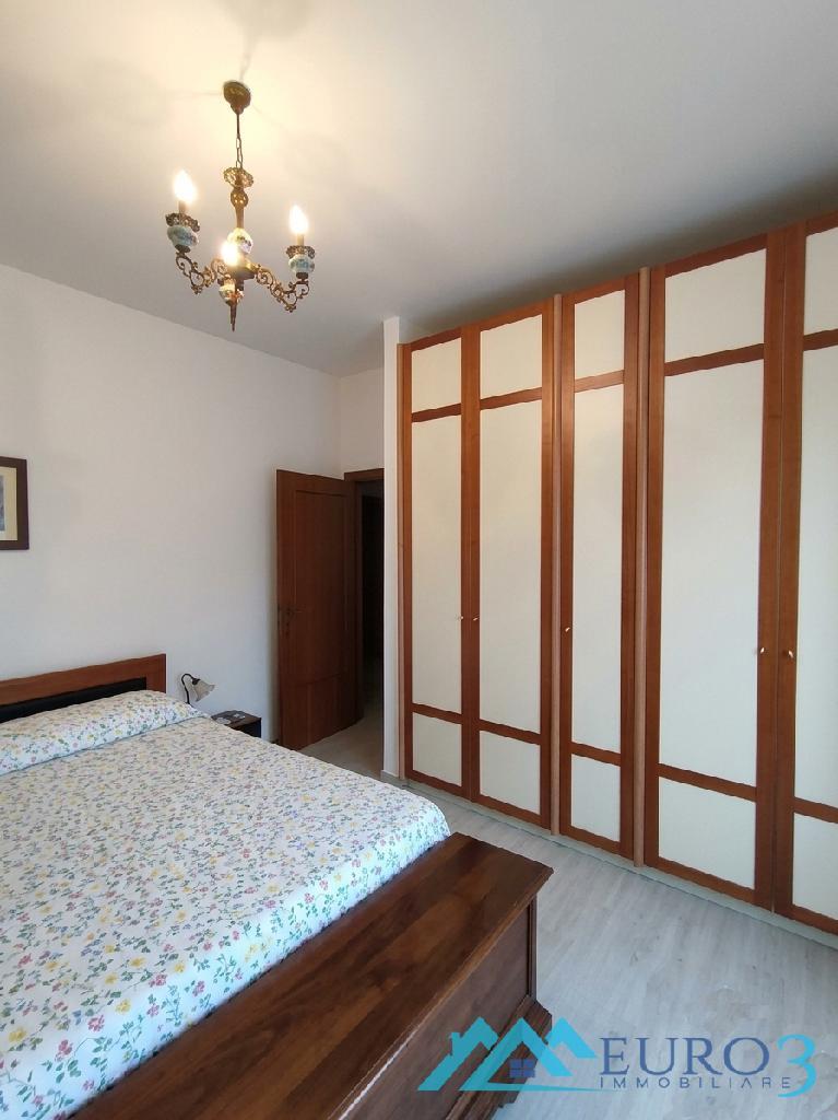 3956 VILLA A SCHIERA VENDITA FOLIGNANO13