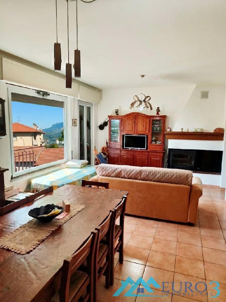 3956 VILLA A SCHIERA VENDITA FOLIGNANO17