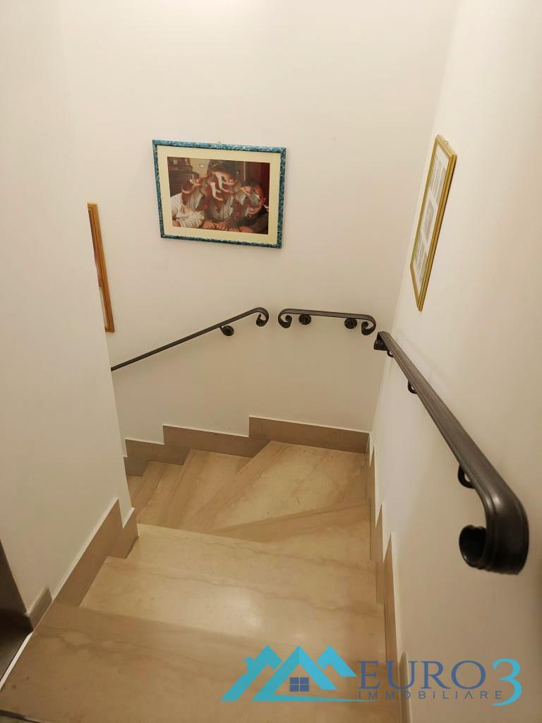 3956 VILLA A SCHIERA VENDITA FOLIGNANO20