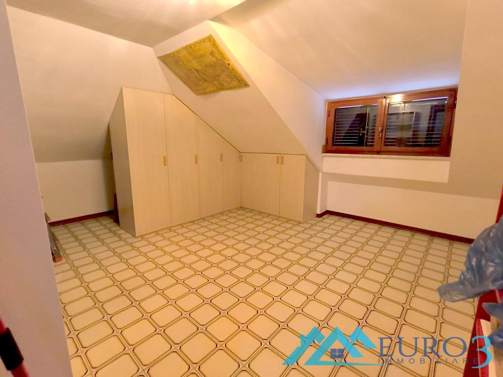 3961 APPARTAMENTO VENDITA CASTEL DI LAMA20