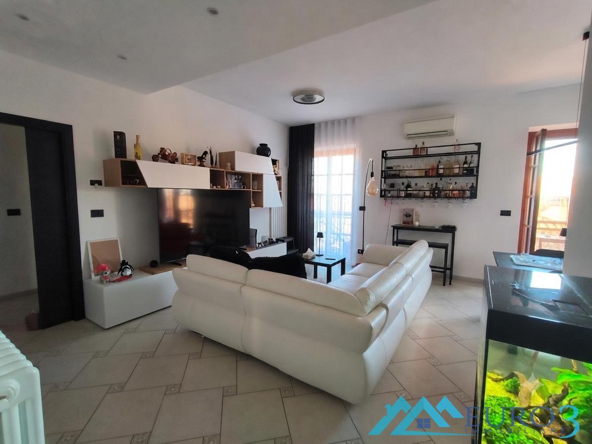 3961 APPARTAMENTO VENDITA CASTEL DI LAMA4