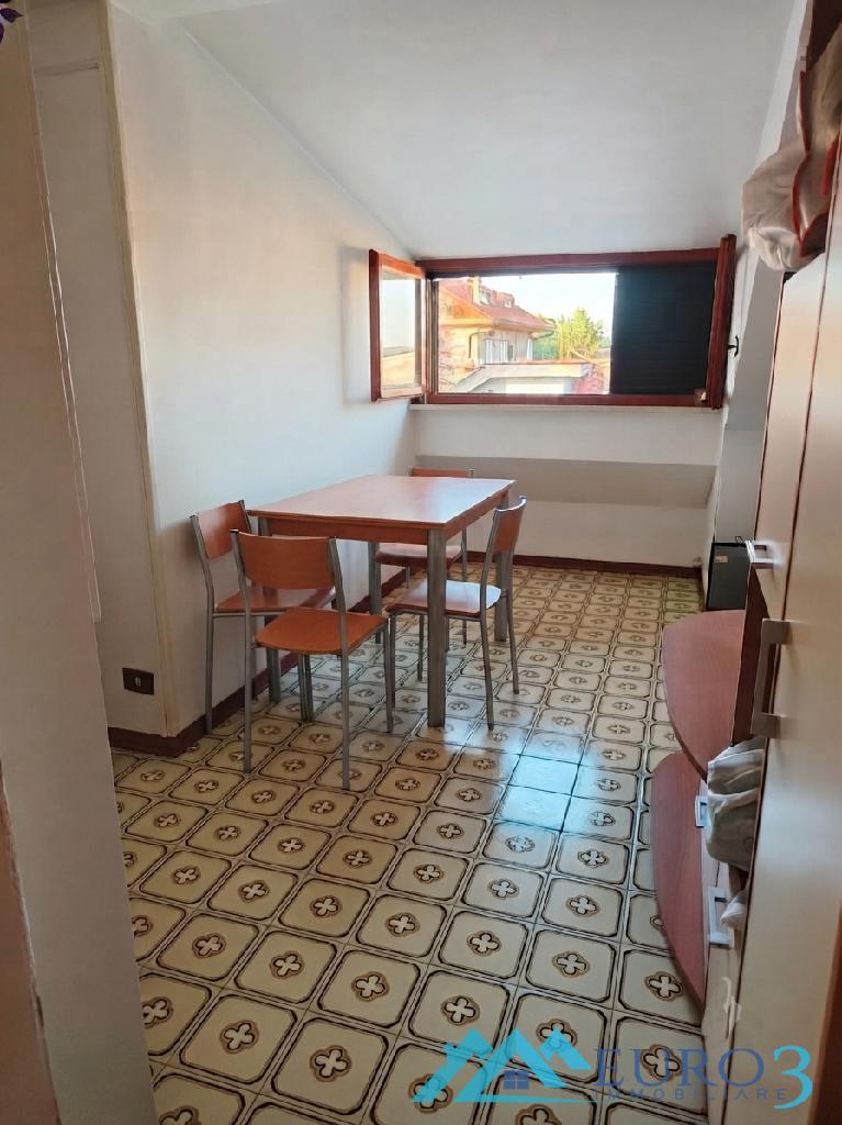 3961 APPARTAMENTO VENDITA CASTEL DI LAMA8