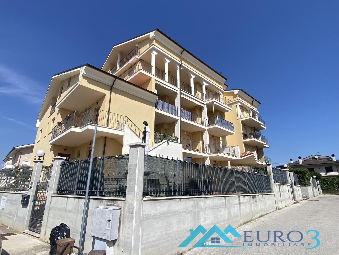 3962 - APARTMENT - SALE - € 79000 - NERETO