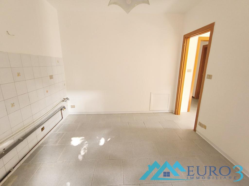 3963 APPARTAMENTO AFFITTO ASCOLI PICENO10