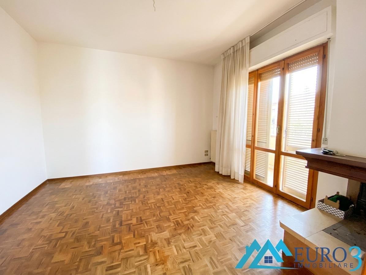 3974 VILLINO VENDITA FOLIGNANO12