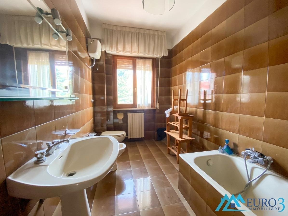 3974 VILLINO VENDITA FOLIGNANO16