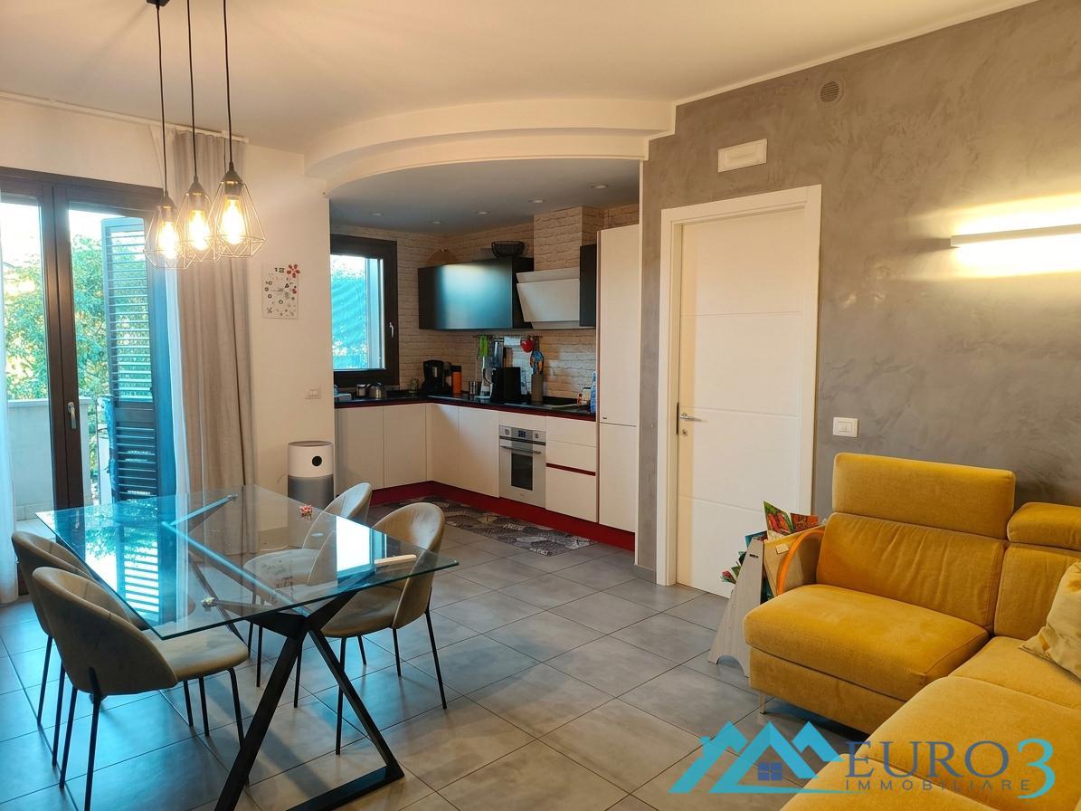3977 APPARTAMENTO VENDITA CASTEL DI LAMA7